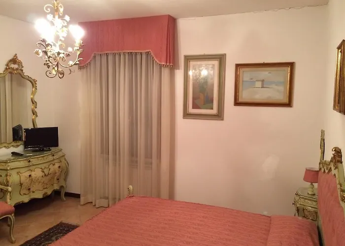 A Esperia * إيزولا ديلا سكالا