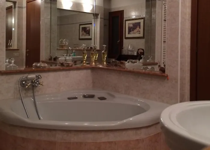 A Esperia إيزولا ديلا سكالا