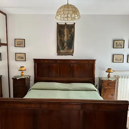 Bed & Breakfast A Esperia